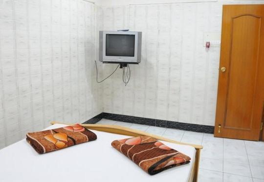 Lloyds Guest House, North Boag Road, T. Nagar Chennai Esterno foto