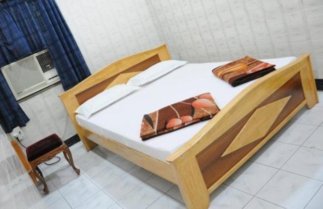 Lloyds Guest House, North Boag Road, T. Nagar Chennai Esterno foto